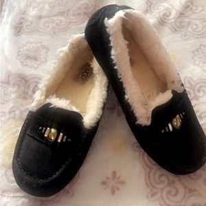 UGG Australia Ansley Chunky Swarovski size 7 black